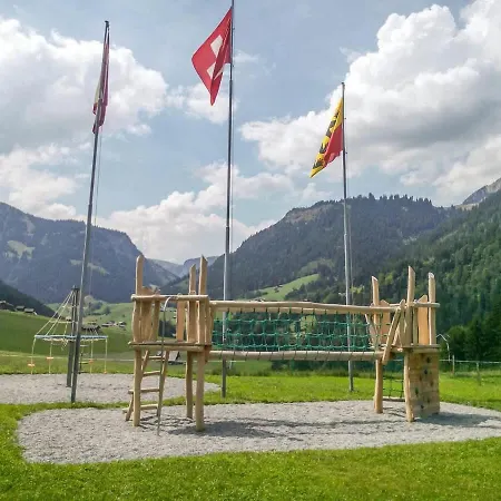 Cozy Alpine In Wiriehorn With Parking Apartment